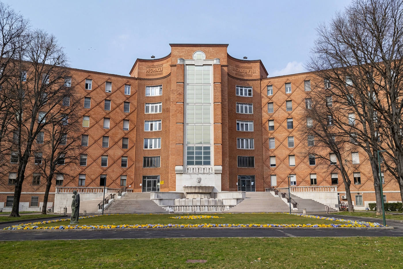 Facciata Spedali Civili Brescia